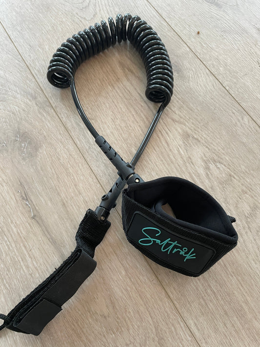 Coiled SUP Leash 2,5–3 m – Svart